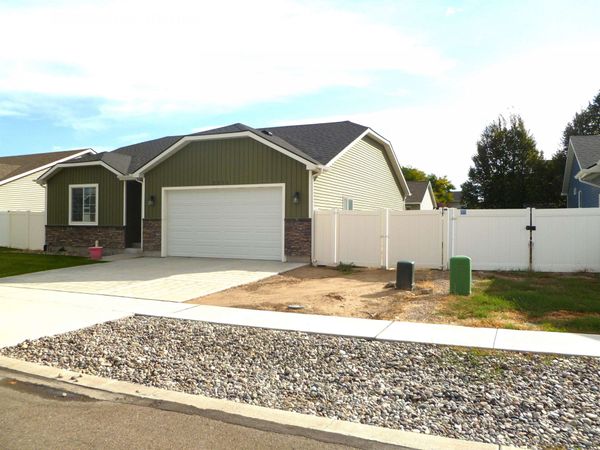 5054 Jake Avenue, Chubbuck, ID 83202