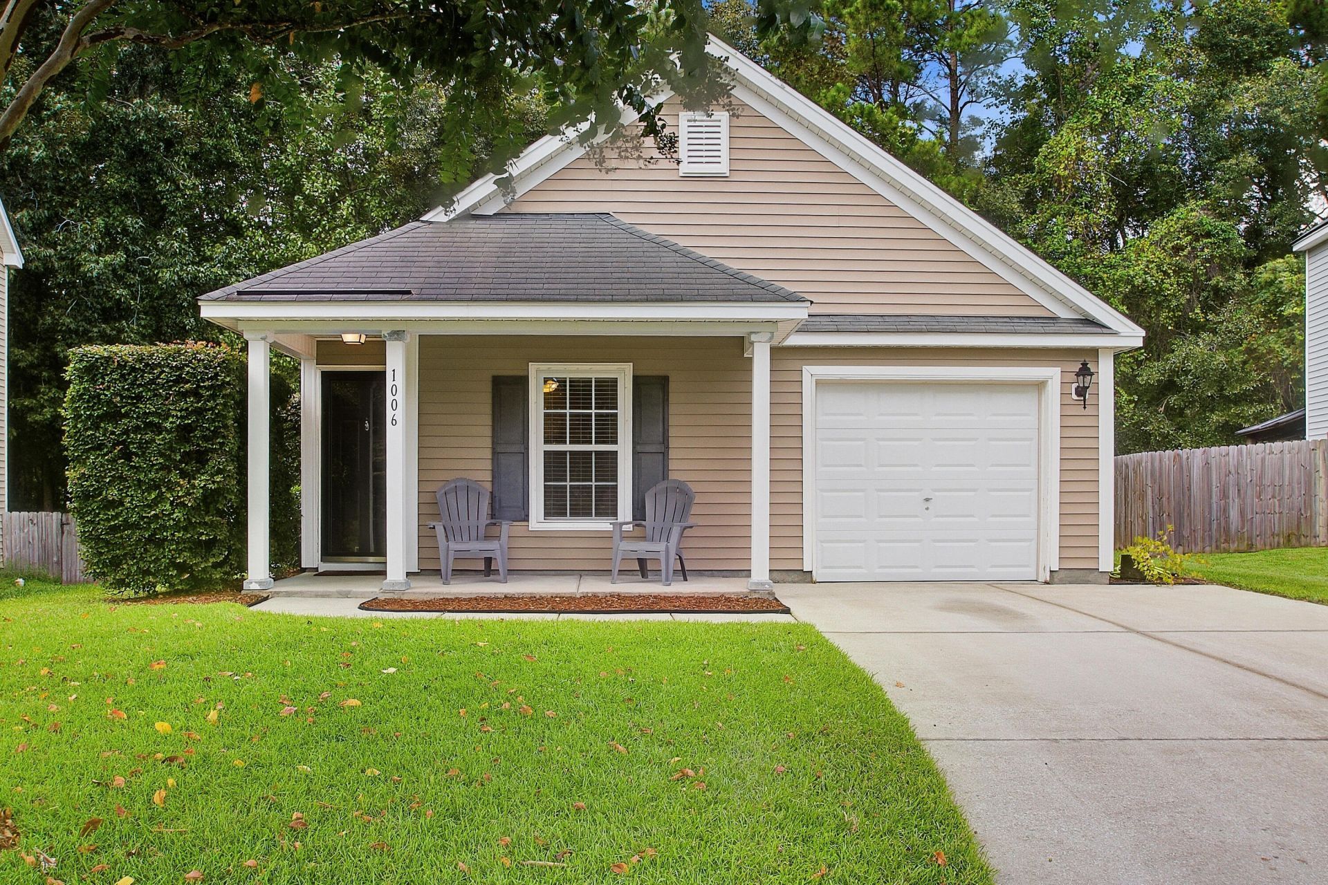 1006 Deerberry Road Photo 1