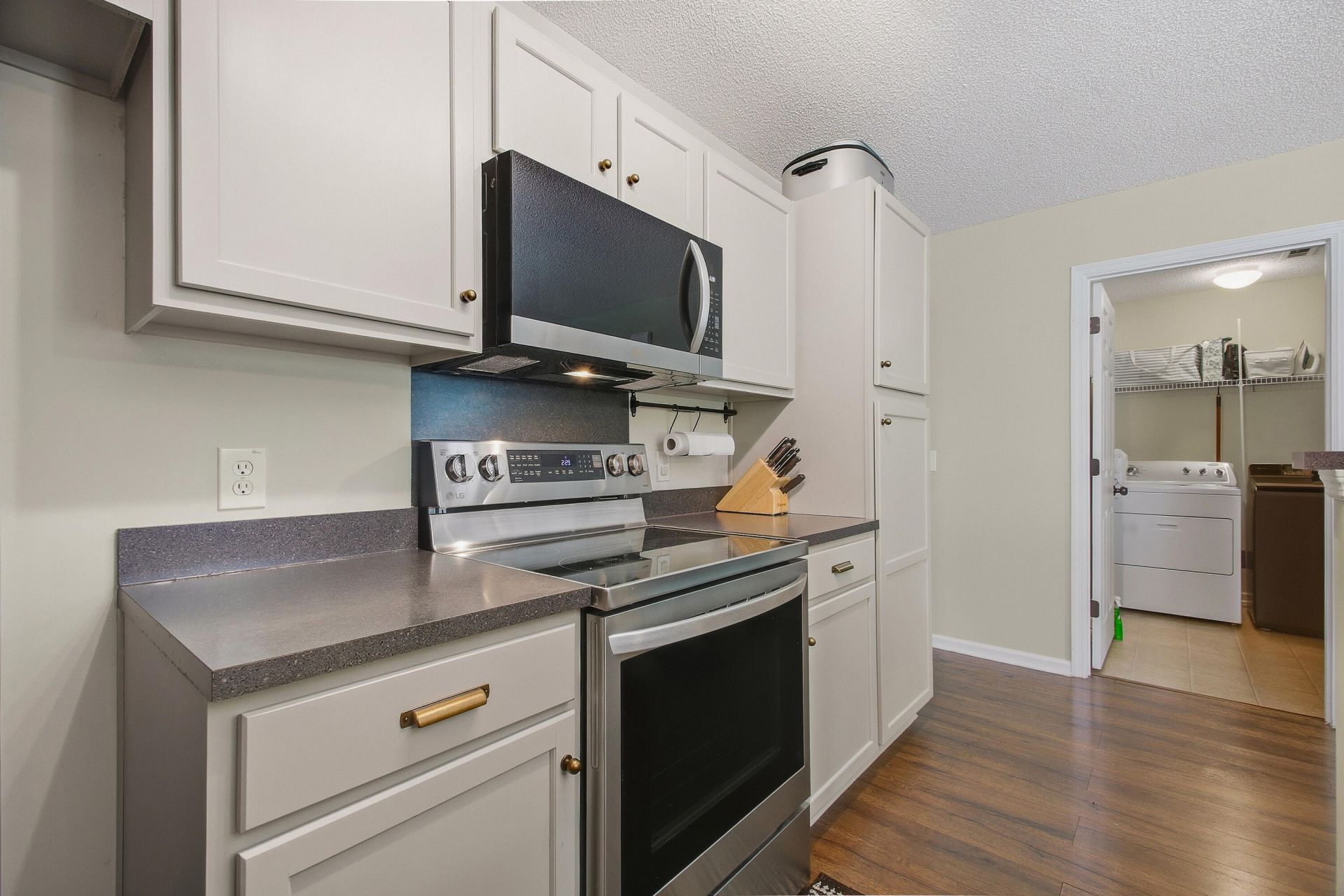 1006 Deerberry Road Photo 12