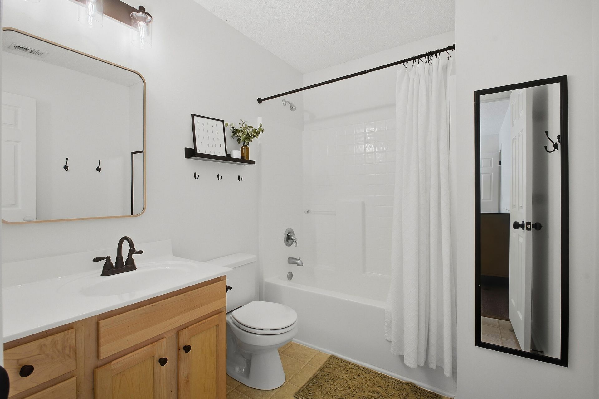 1006 Deerberry Road Photo 17