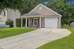 1006 Deerberry Road photo 4