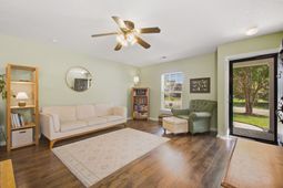 1006 Deerberry Road photo 4