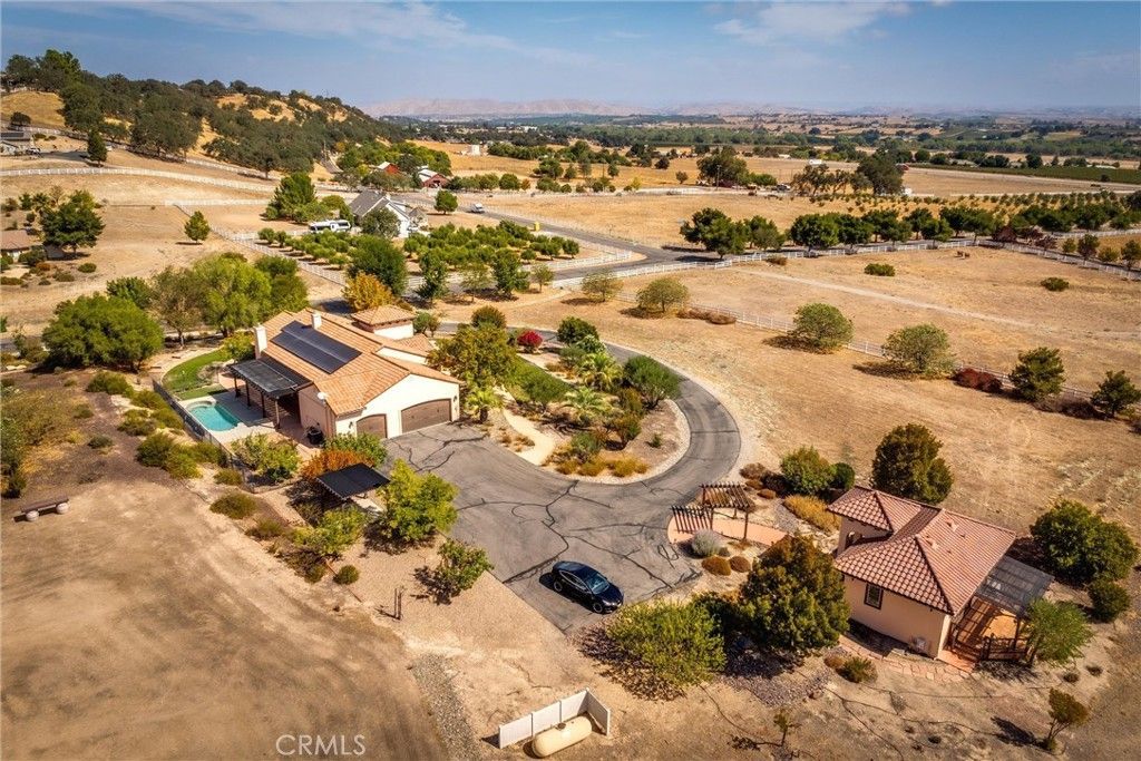 155 Via Del Salinas, Paso Robles, CA 93446 Main Photo
