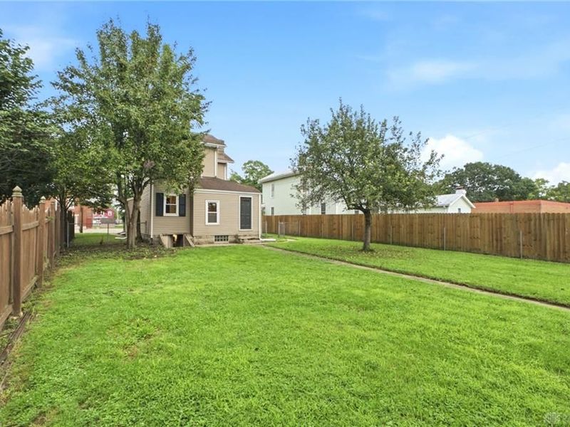145 E Market Street, Germantown, OH 45327 Photo 38