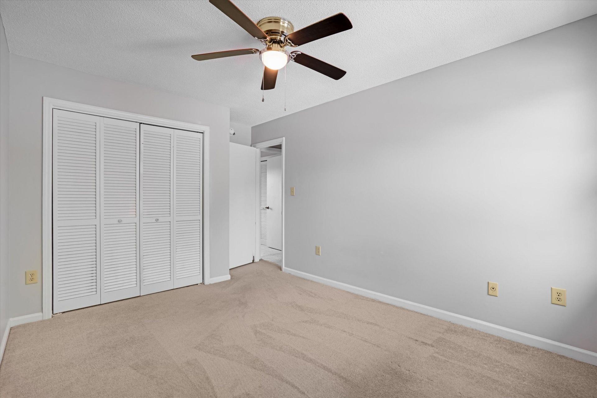5583 Fowler Drive Photo 20