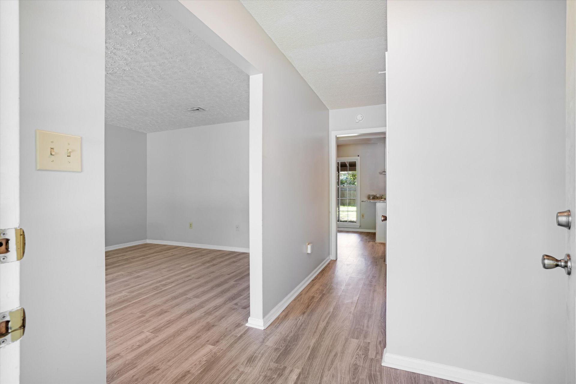 5583 Fowler Drive Photo 5