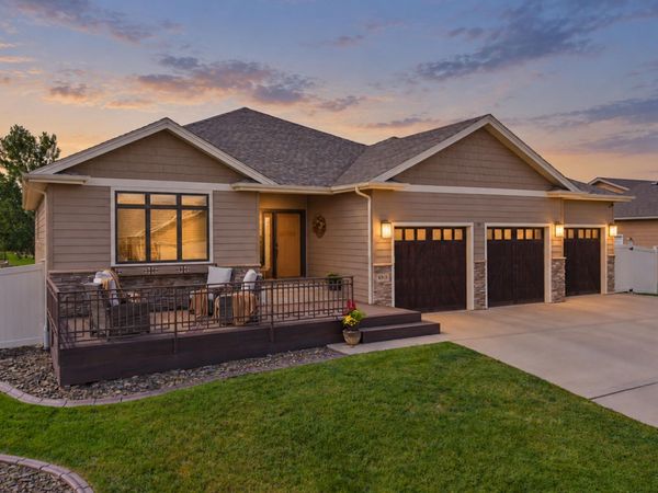 6913 PORTHCAWL CT, Rapid City, SD 57702