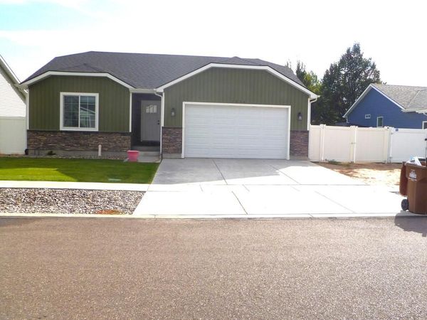 5054 Jake Avenue, CHUBBUCK, ID 83202