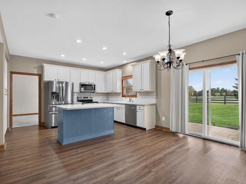 7214 Eventrail Drive, Powell, OH 43065 Photo 13