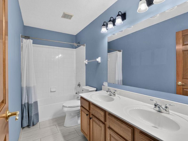 7214 Eventrail Drive, Powell, OH 43065 Photo 34