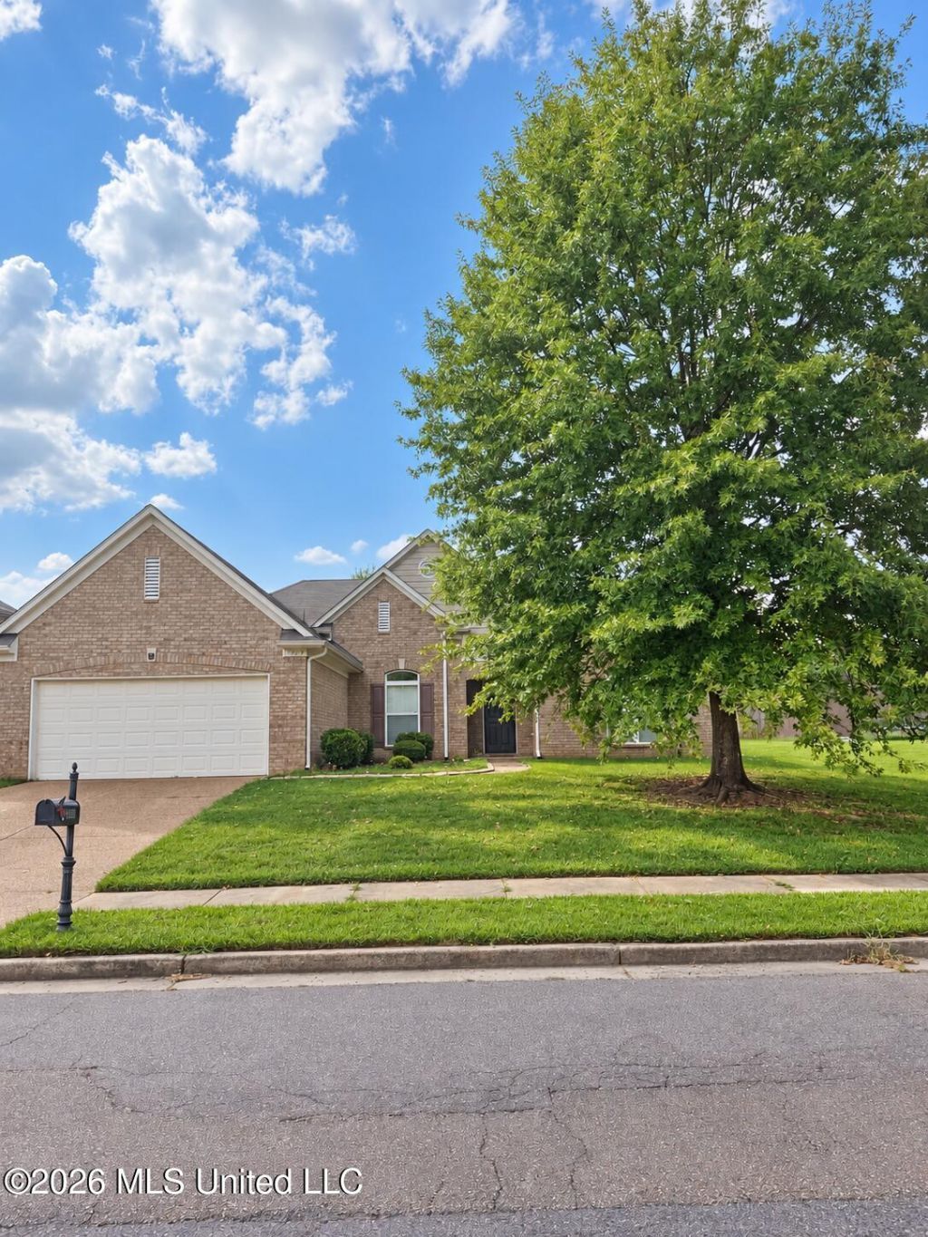 5929 Richard Place Drive Horn Lake, MS 38637