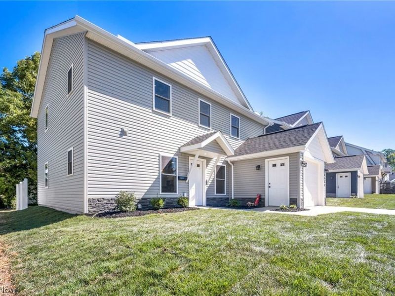 5235 Forest Avenue, Maple Heights, OH 44137 Photo 3