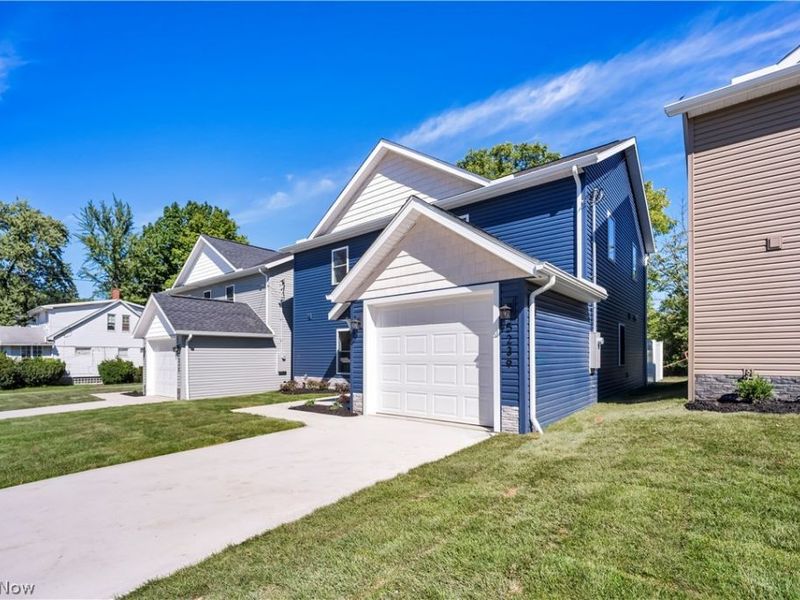 5239 Forest Avenue, Maple Heights, OH 44137 Photo 4