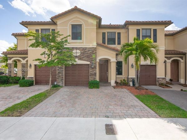 3316 W 91st Ter , Hialeah, FL 33018