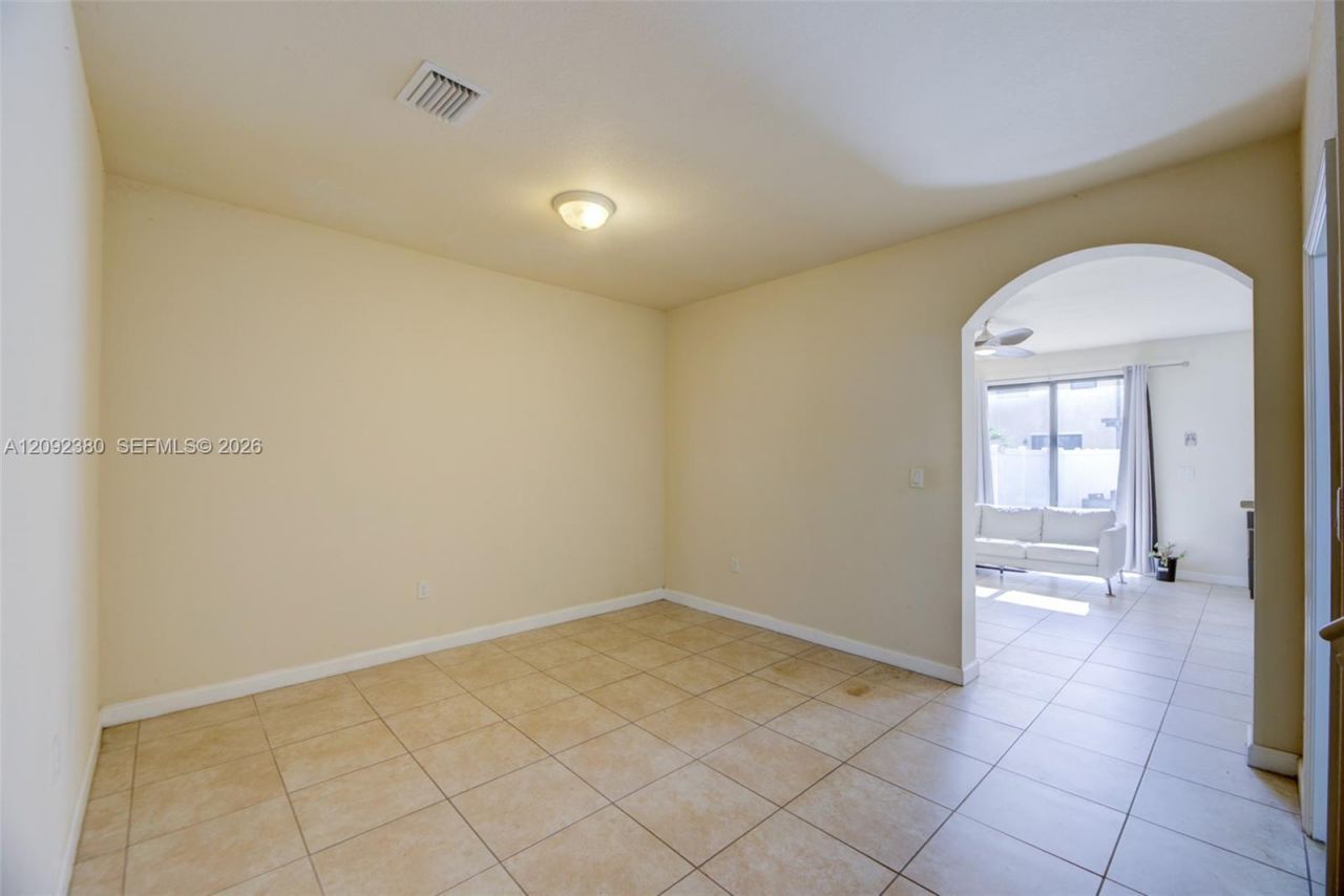 3316 W 91st Ter , Hialeah, FL 33018 Photo