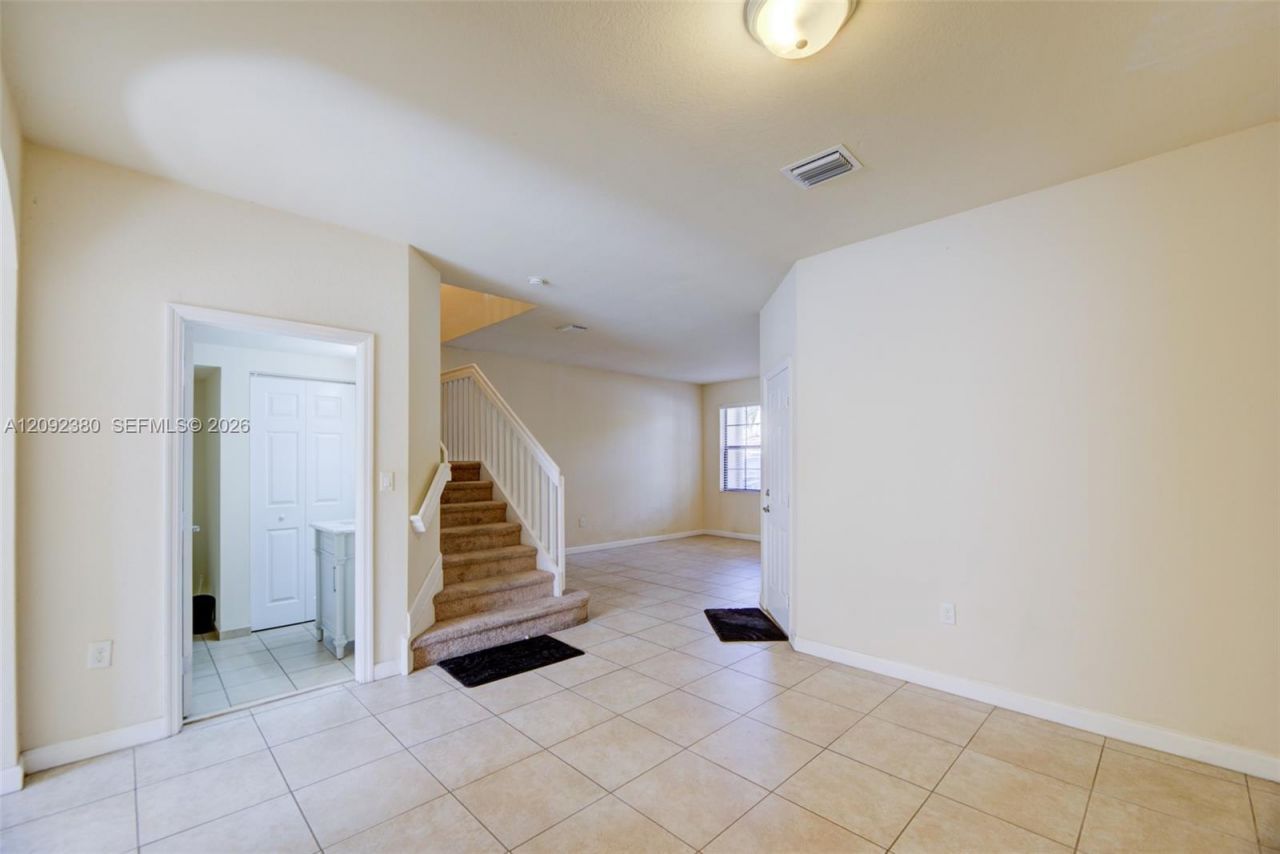3316 W 91st Ter , Hialeah, FL 33018 Photo