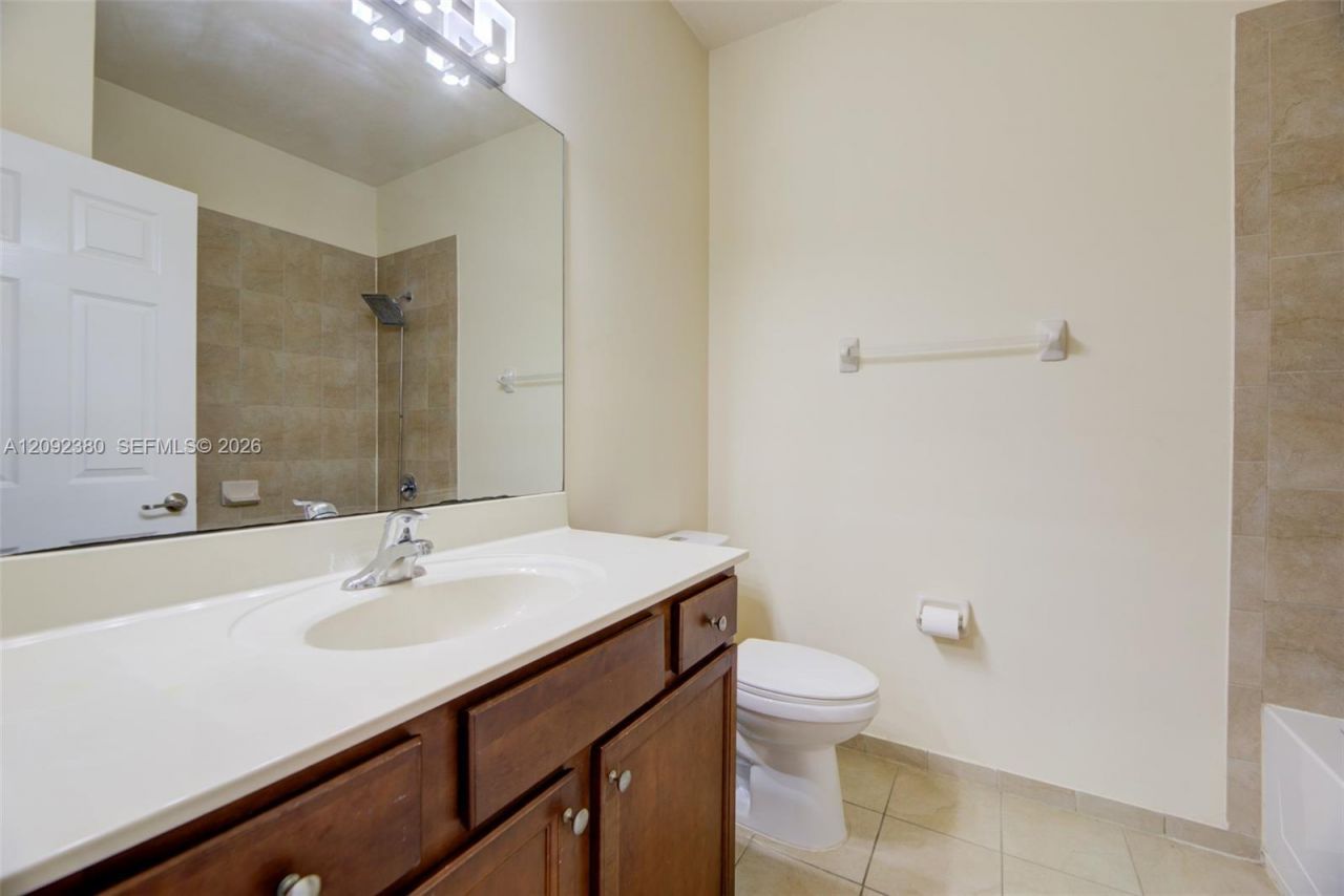 3316 W 91st Ter , Hialeah, FL 33018 Photo