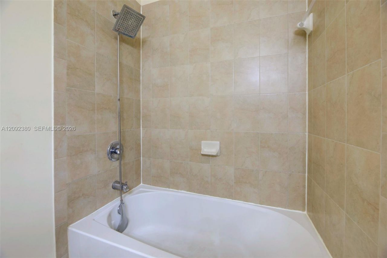 3316 W 91st Ter , Hialeah, FL 33018 Photo