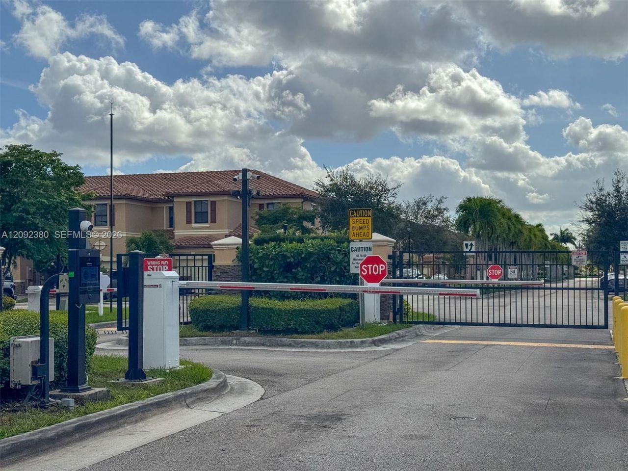3316 W 91st Ter , Hialeah, FL 33018 Photo