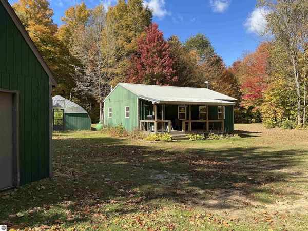 9325 Barnhart Road NE, Mancelona, MI 49659