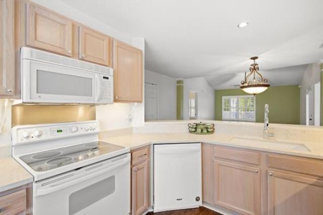 200 Hardee Avenue Photo 6