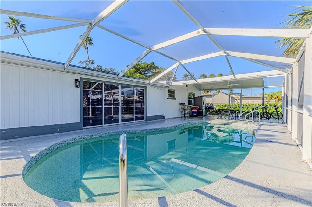 1637 Winkler Ave , Fort Myers, FL 33901 Photo