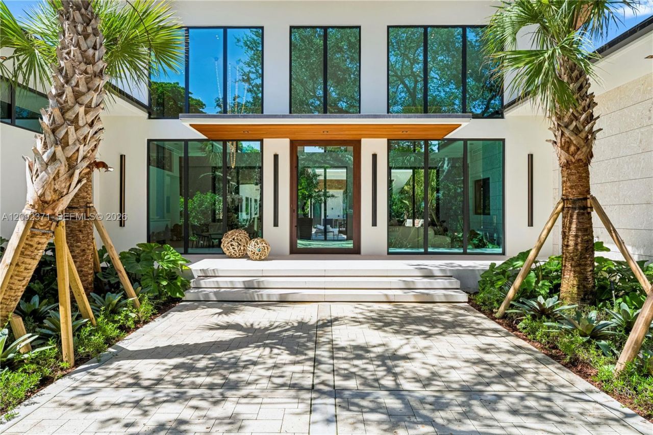 12250 SW 62nd Ave, Pinecrest, FL 33156 Photo