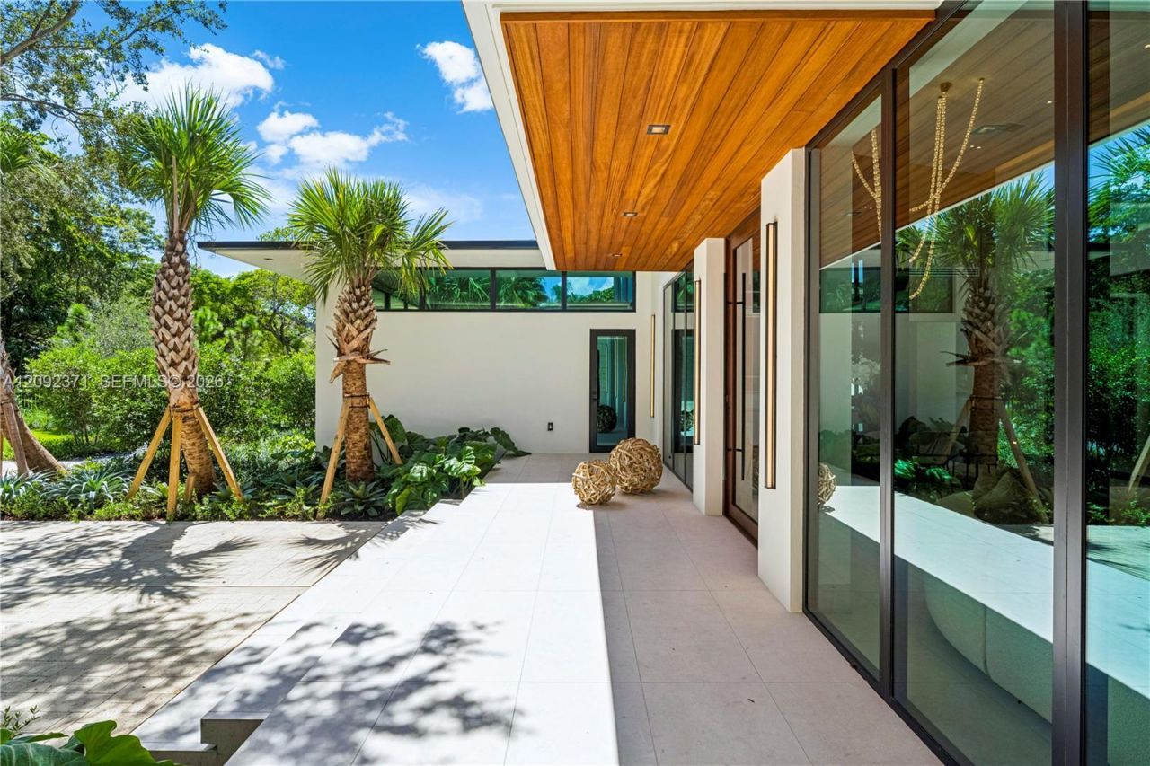 12250 SW 62nd Ave, Pinecrest, FL 33156 Photo