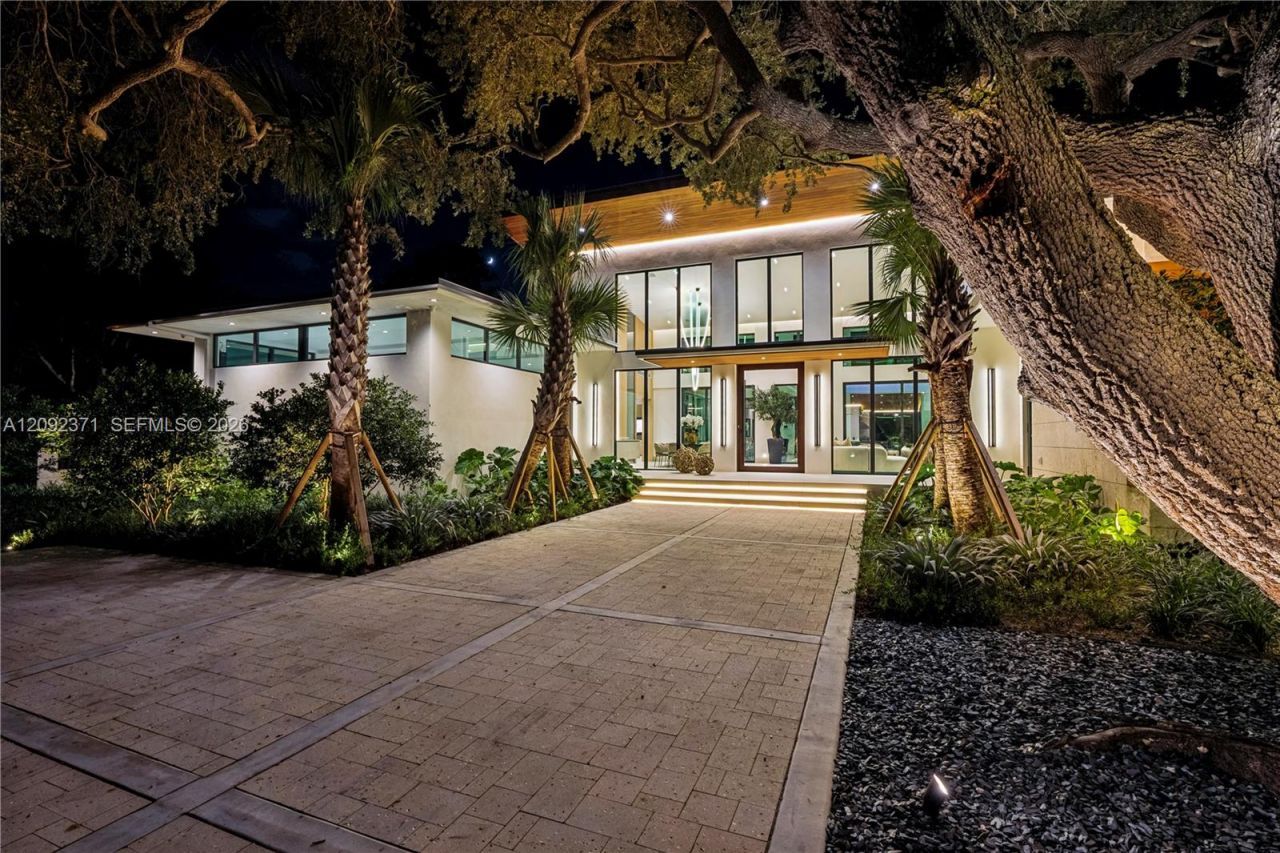 12250 SW 62nd Ave, Pinecrest, FL 33156 Photo