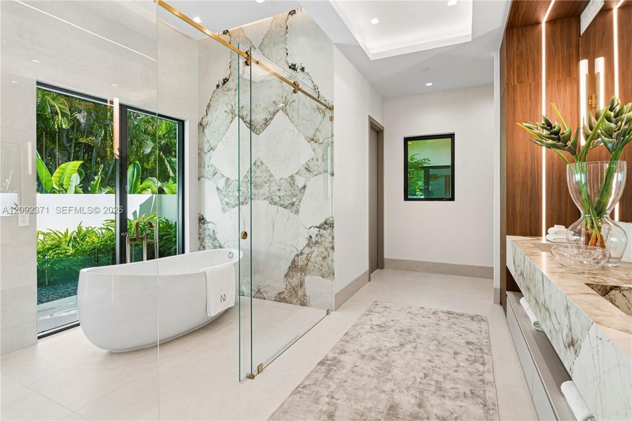 12250 SW 62nd Ave, Pinecrest, FL 33156 Photo
