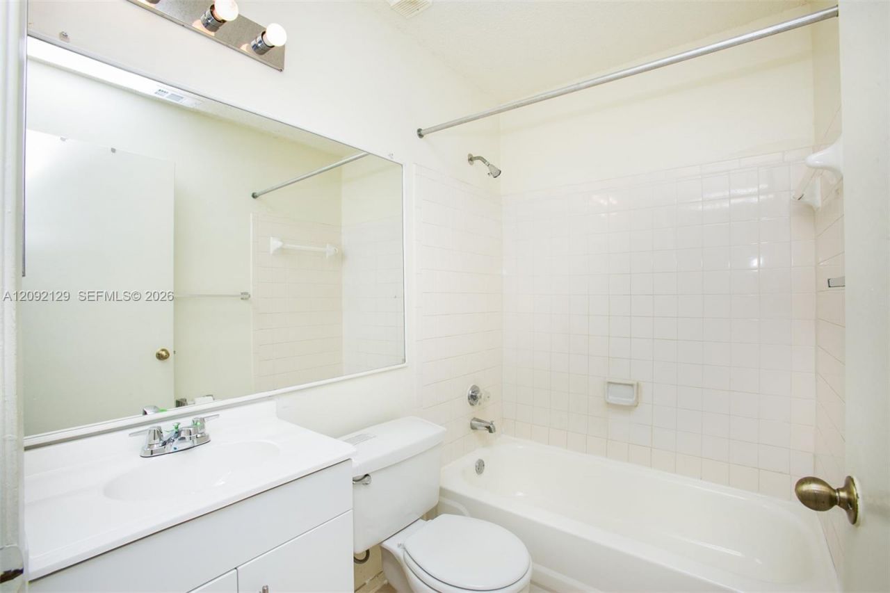 11277 W Atlantic Blvd , Unit 207, Coral Springs, FL 33071 Photo