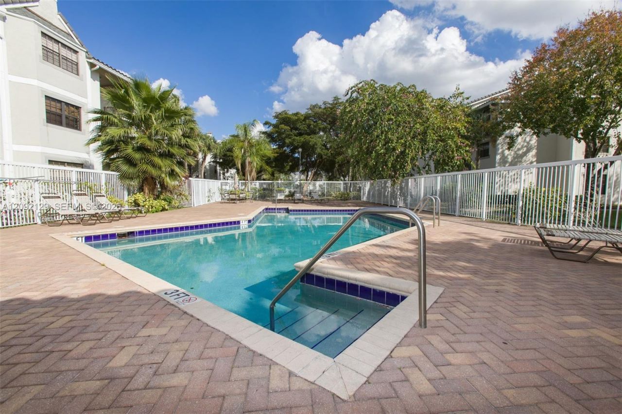 11277 W Atlantic Blvd , Unit 207, Coral Springs, FL 33071 Photo