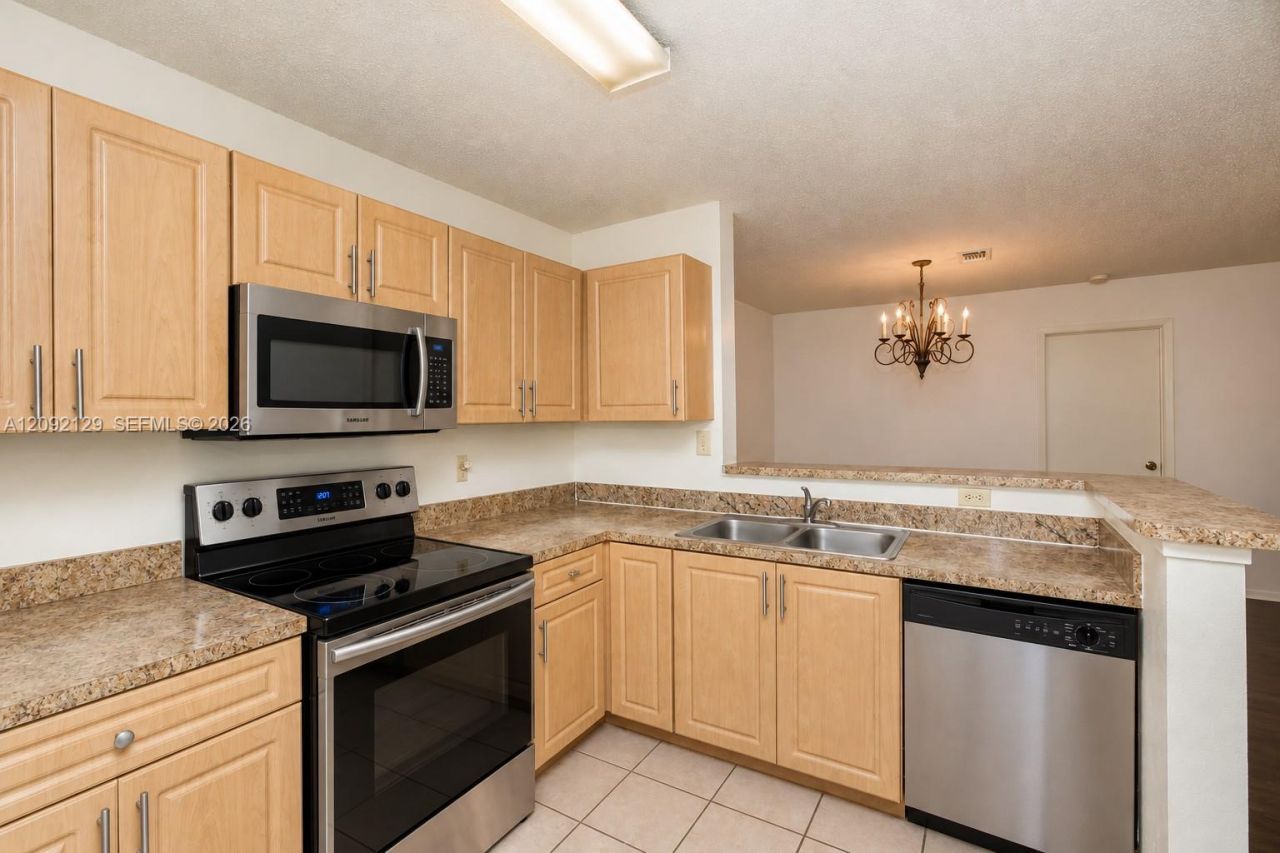 11277 W Atlantic Blvd , Unit 207, Coral Springs, FL 33071 Photo