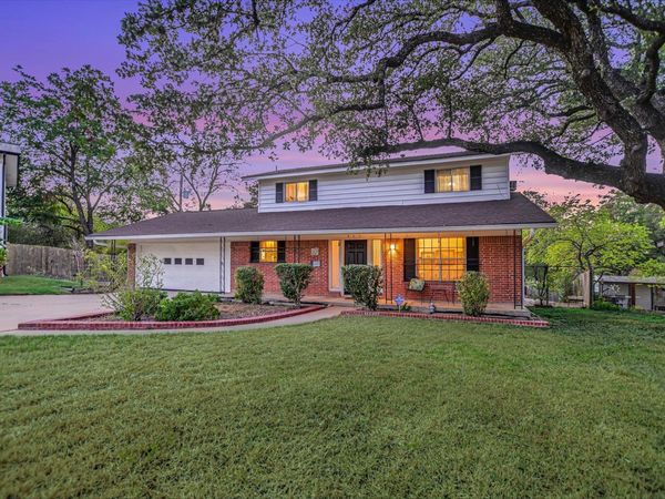 900 Pepperell CT , Austin, TX 78753