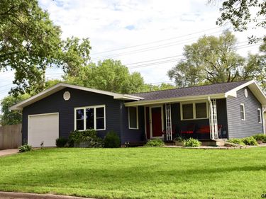 1719 6th Avenue, Nebraska City, NE 68410