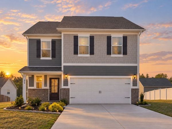 624 Emerson Ln, Westmoreland, TN 37186