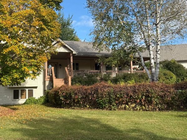 32253 Upland Road, Taylors Falls, MN 55084