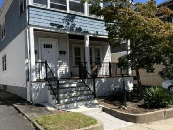 10 Warman St, Montclair, NJ 07042