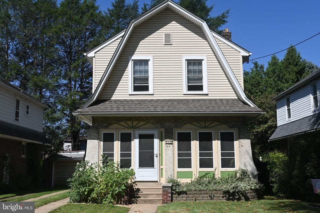 215 W DUPONT STREET , RIDLEY PARK, PA 19078