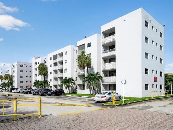 8075 NW 7th St , Unit 503, Miami, FL 33126