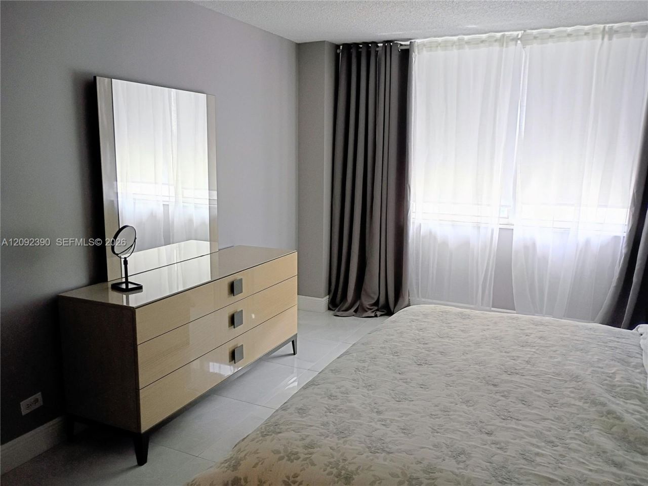 251 174th St, Unit 1208, Sunny Isles Beach, FL 33160 Photo