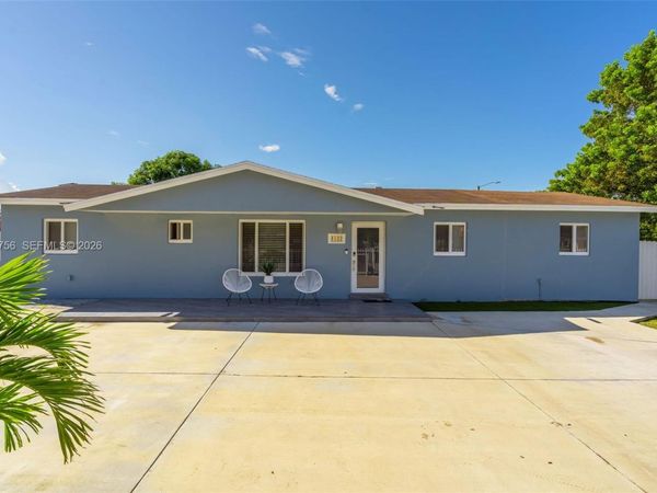 4522 NW 204th St , Miami Gardens, FL 33055