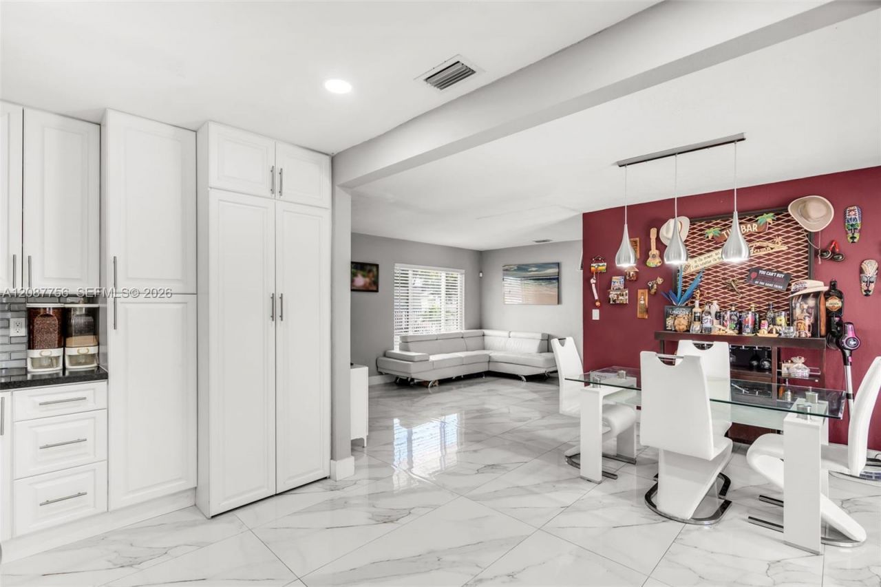 4522 NW 204th St , Miami Gardens, FL 33055 Photo