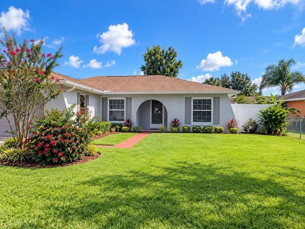 629 FRESNO COURT , KISSIMMEE, FL 34758