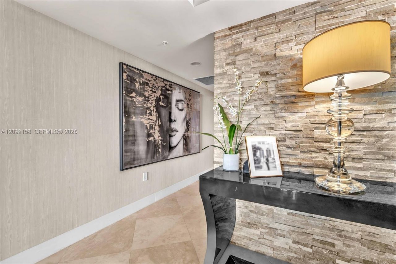 333 Las Olas Way, Unit 2409, Fort Lauderdale, FL 33301 Photo