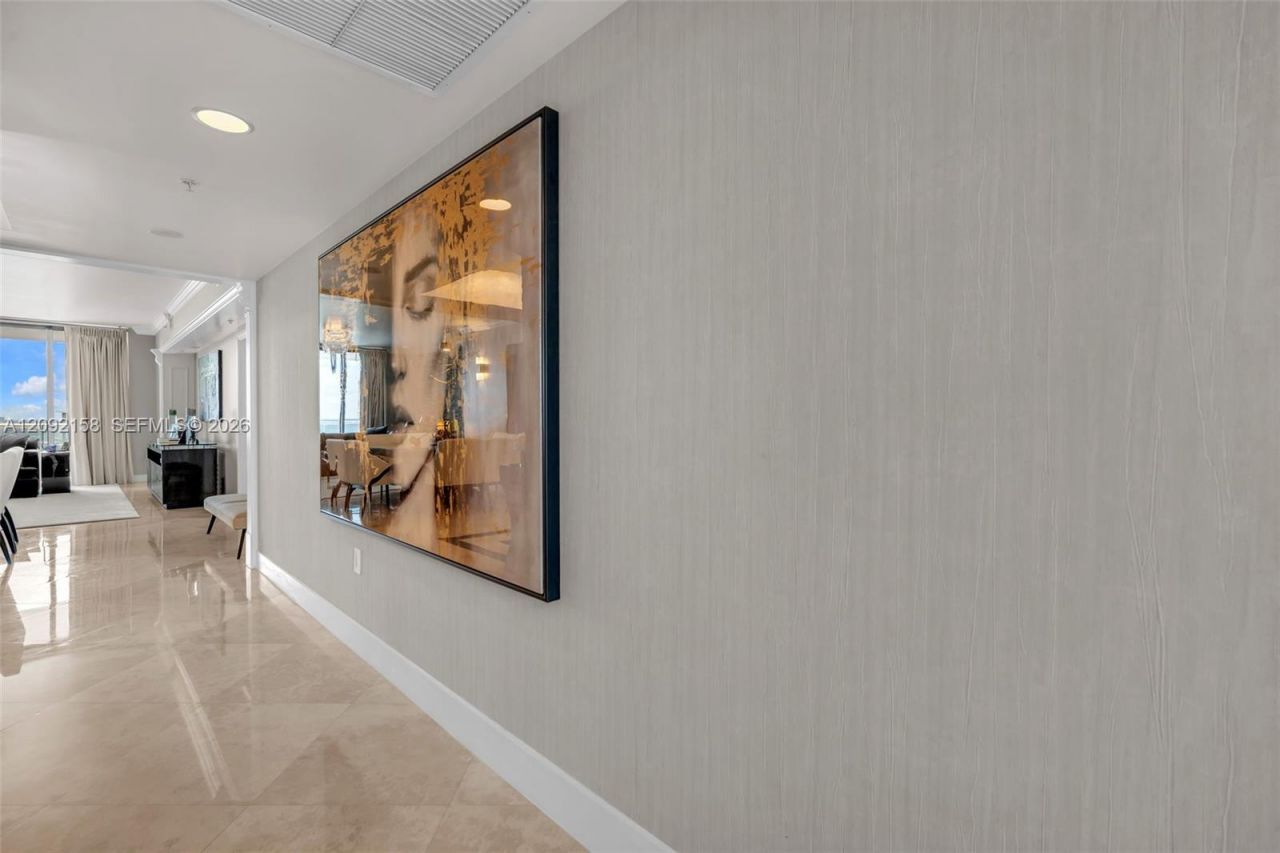 333 Las Olas Way, Unit 2409, Fort Lauderdale, FL 33301 Photo