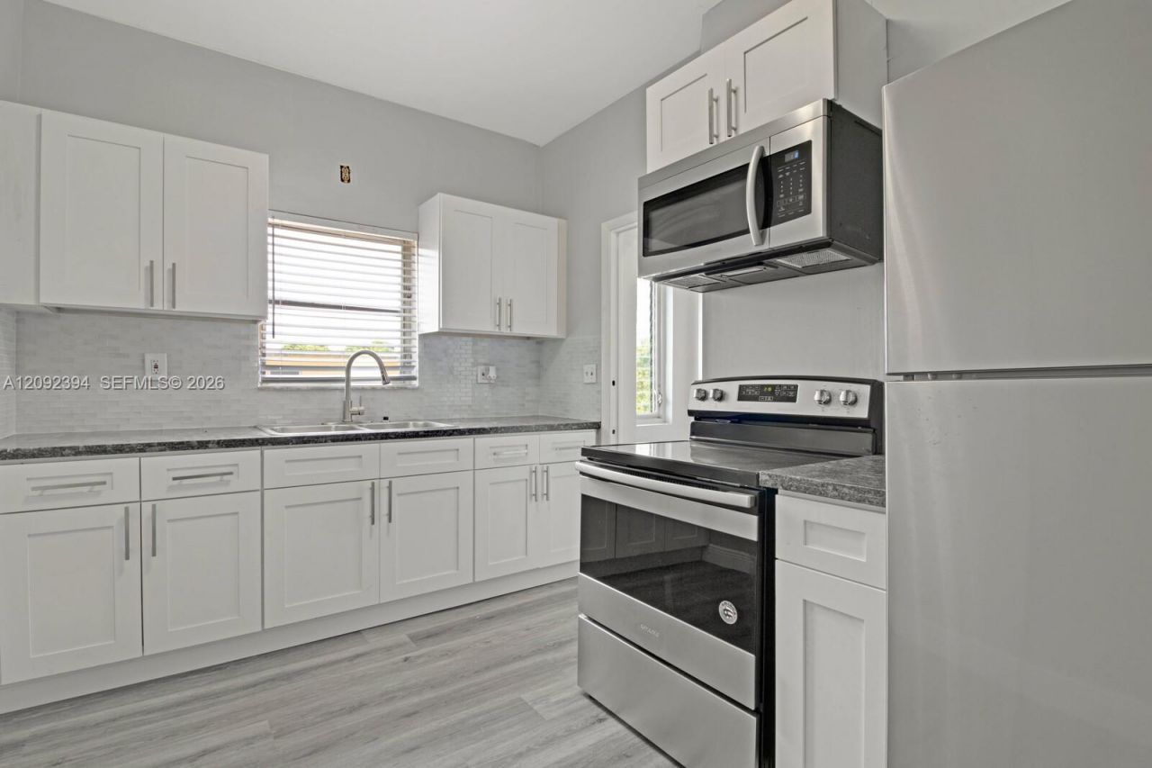 327 SW 20th St , Fort Lauderdale, FL 33315 Photo