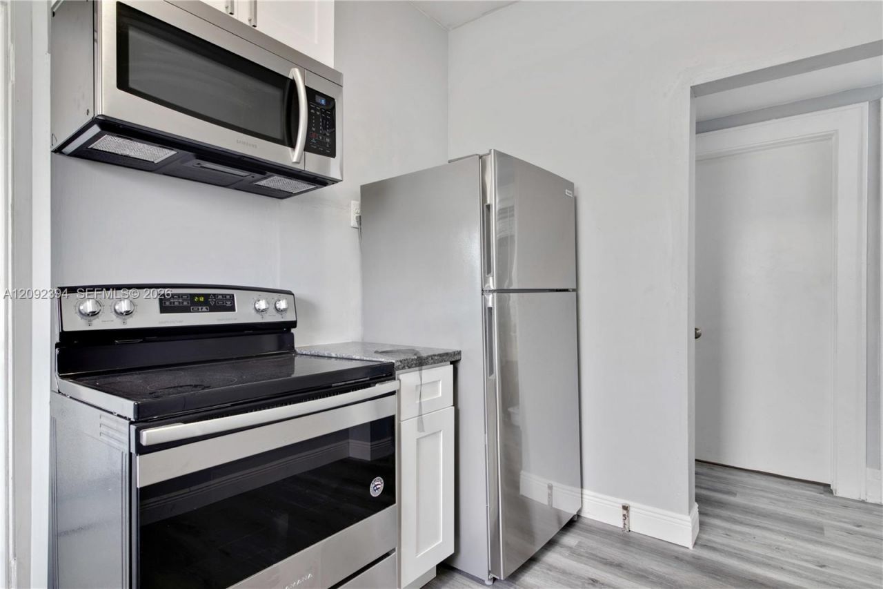 327 SW 20th St , Fort Lauderdale, FL 33315 Photo