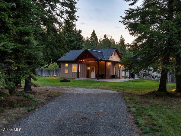 274 Latigo Lane, Naples, ID 83847