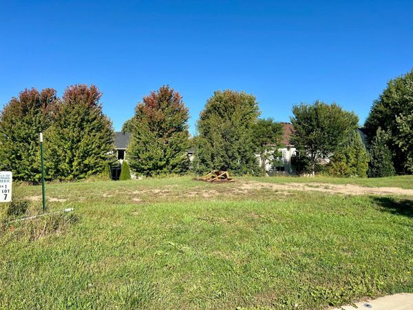 1908 Erie Drive , Northfield, MN 55057